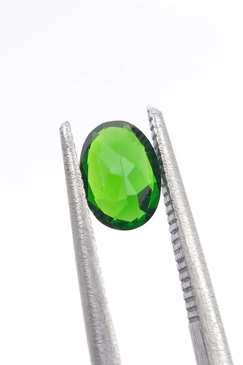 0.78ct Natural Green Chrome Diopside Oval Cut Loose Gemstone From Pakistan — view 4